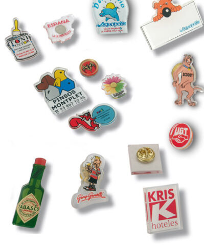 Pins transparentes de metacrilato