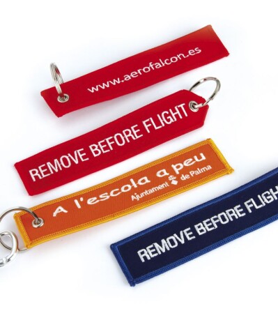 Llaveros de tela bordados o tejidos